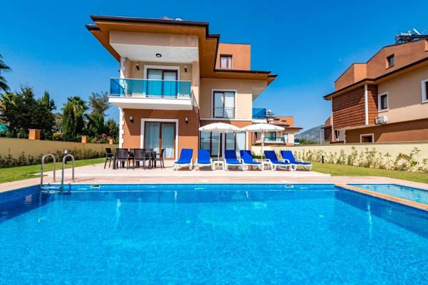 Seven 5 - 3 Bedroom- Brand New Holiday Villa in Hisarönü