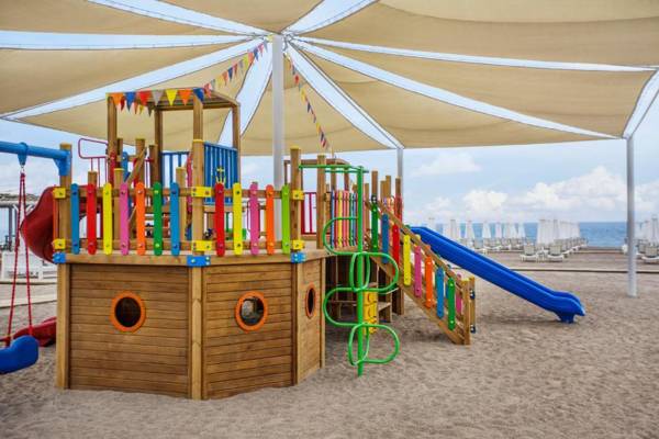 Lara Barut Collection-Ultra All Inclusive