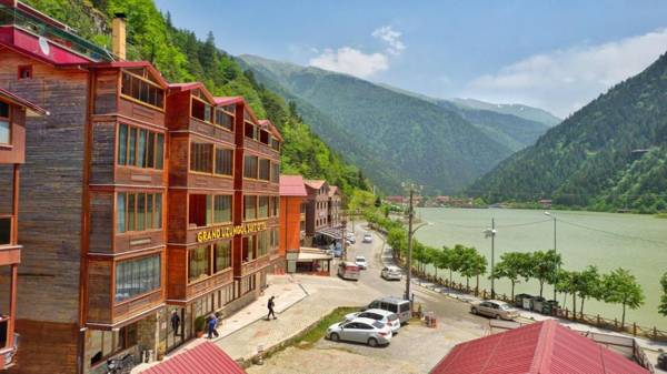 UZUNGÖL GRAND OTEL