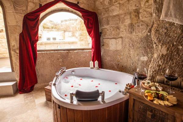 Kayata Cave Suites