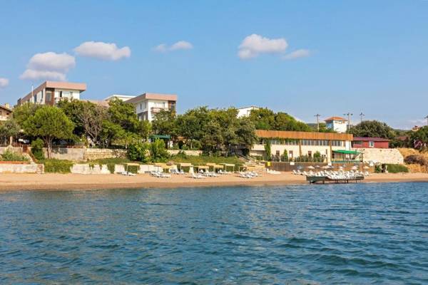 Troas Beach Hotel