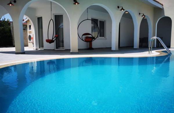 Astonishing Villa with Private Pool in Antalya