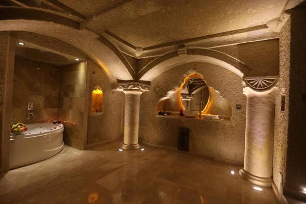 Abu Hayat Cave Suites