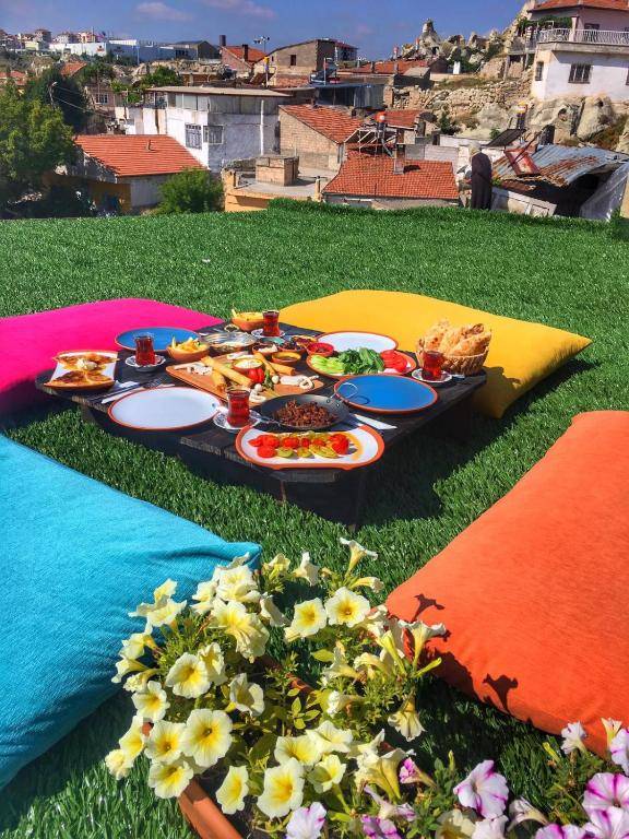 Mahperi Cappadocia Cave Suit