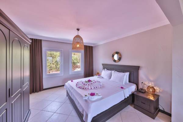 Hill House Adult Only