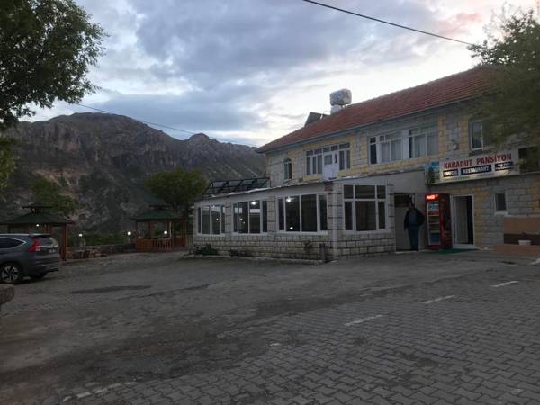 KARADUT PENSION NEMRUT