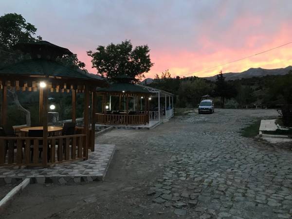 KARADUT PENSION NEMRUT