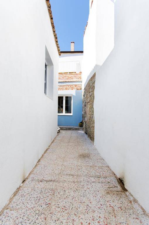 Iconic Stone Houses