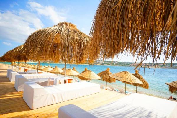 Casa De Playa Luxury Hotel & Beach