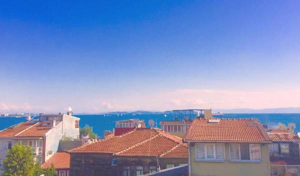 Naz Wooden House Inn