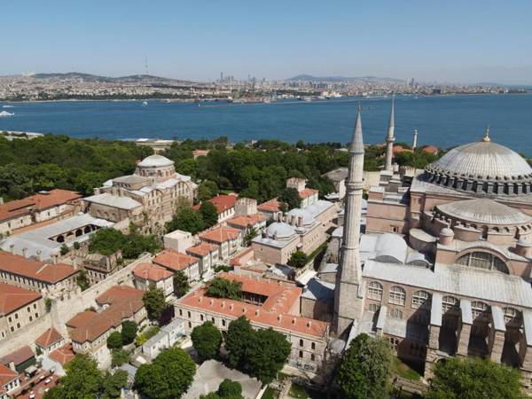 Hagia Sofia Mansions Istanbul Curio Collection by Hilton