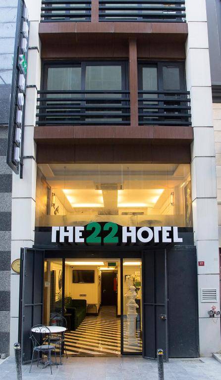 The22 Hotel