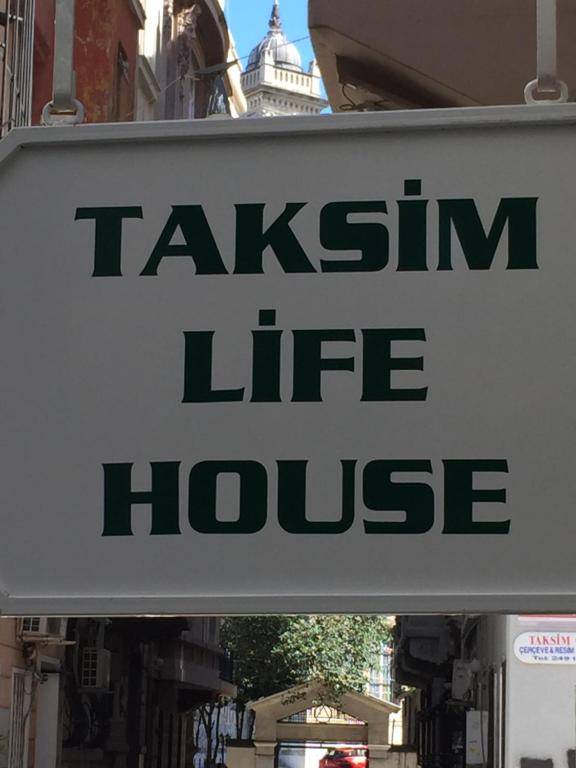TAKSİM LİFE HOUSE