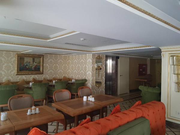 Grand Marcello Hotel