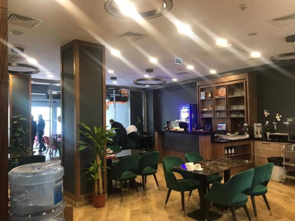 Hotel Boursier 2 & Spa