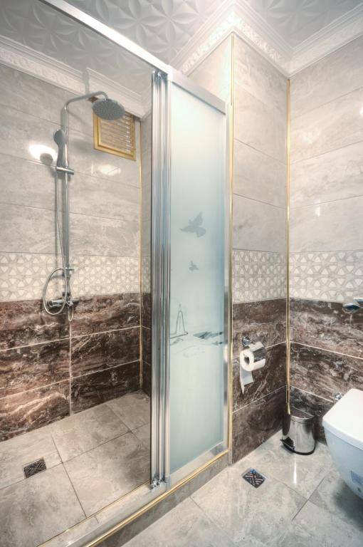 Mitra Downtown Hotel & Suites