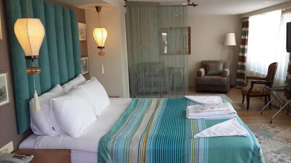 Tashkonak Studio Suites