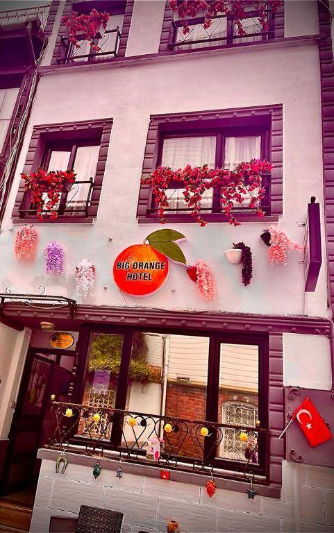 BİG ORANGE HOTEL