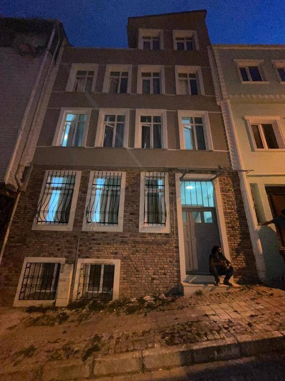 RAMO’S Aparatments & Suites