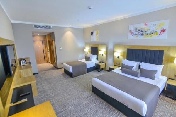 QUA COMFORT HOTEL