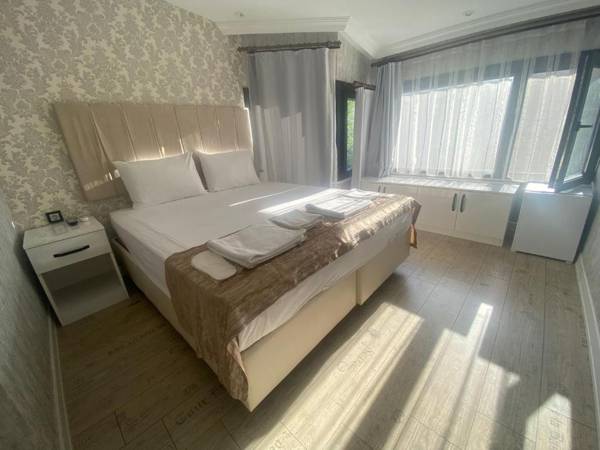 Diamond Pruva Hotel