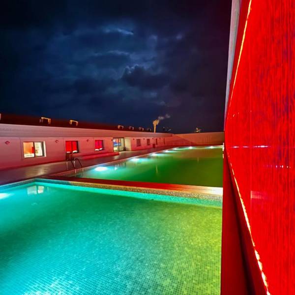 MQ Hotel Suites