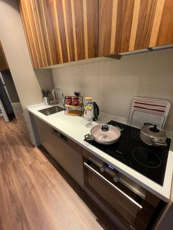 Modern New Studio Apartment near Mall of Istanbul