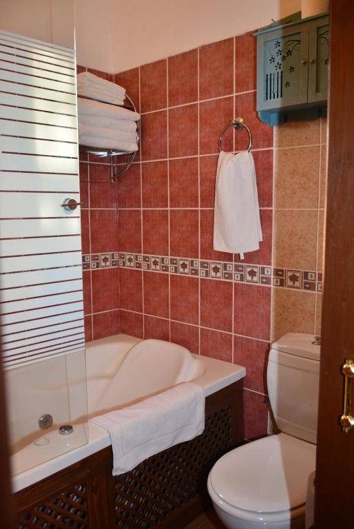 Cunda Ayvalık  Zehra Teyzenin Evi ( Tarihi Konak)