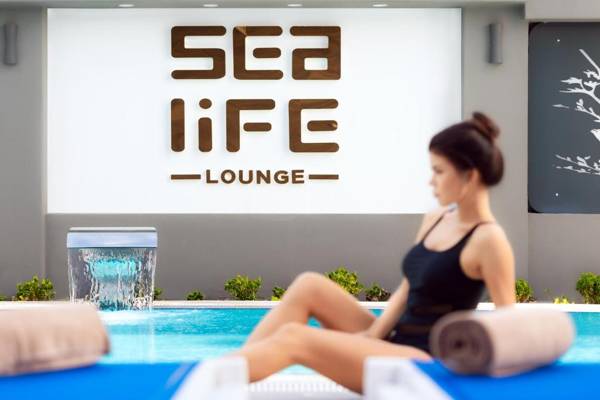 Sealife Lounge - Adult only