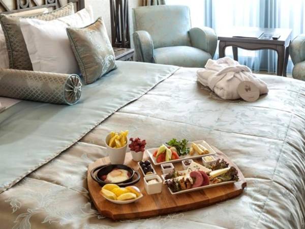 Cadence Design Hotel