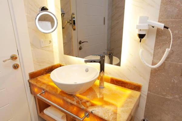 Kleopatra Suit Hotel