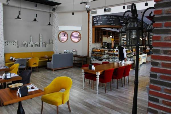 Yol Is Holiday Adana