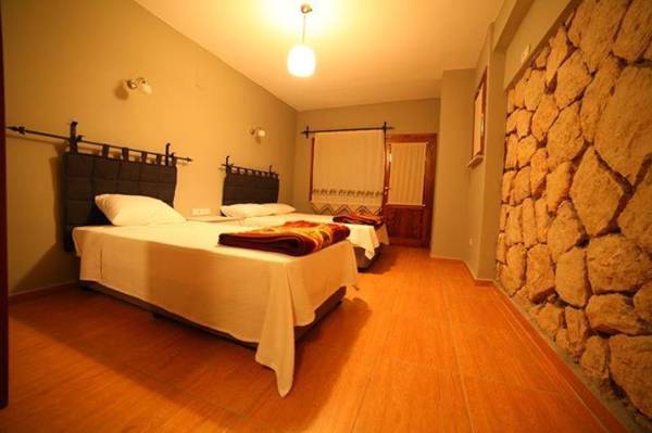 Nemrut Kervansaray Hotel