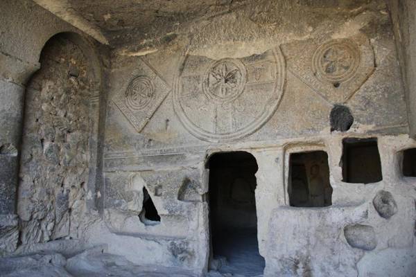 Fairyland Cave Hotel