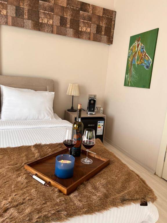 B. Equine Range Hotel