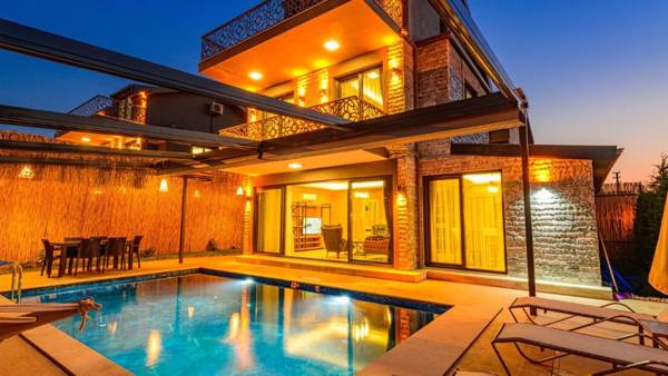 Söğüt 4 - 4 Bedroom with jacuzzi in Fethiye