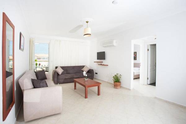Larimar Suite Hotel