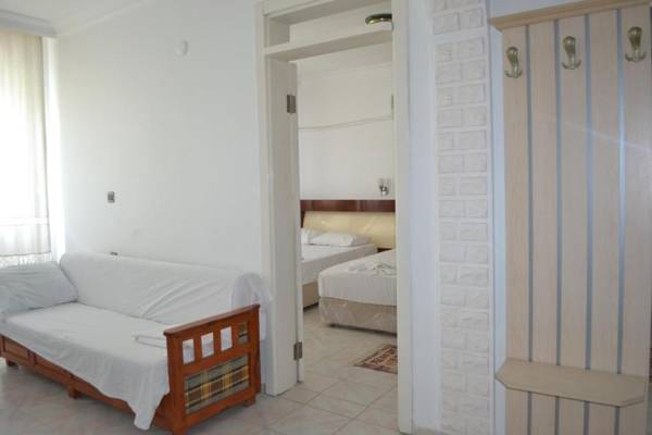 California Apart Hotel