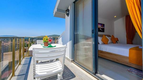 Atlas - 4 Bedroom Holiday Villa in Hisaronu