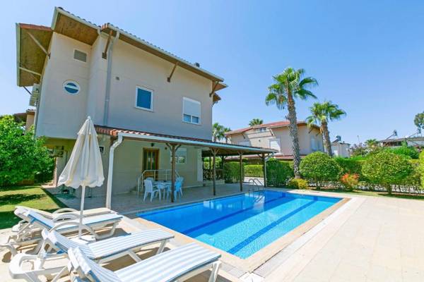 Paradise Town Villa Hazel