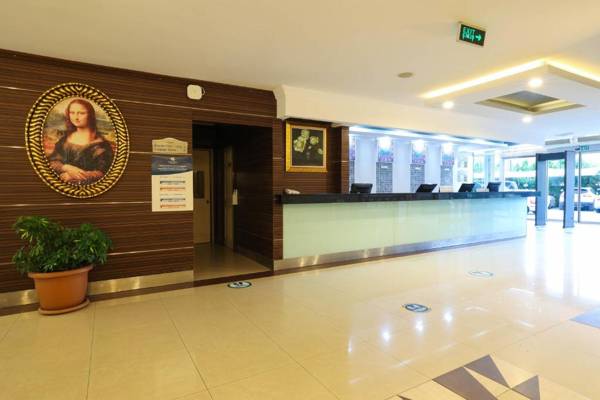 Crystal Aura Beach Resort & Spa - Ultimate All Inclusive