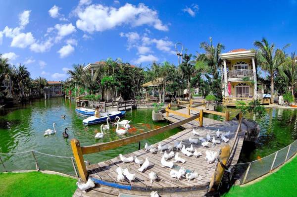 Swan Lake Villa Resort