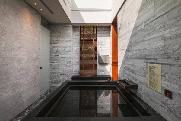 Villa 32 (Guests must be 16+)