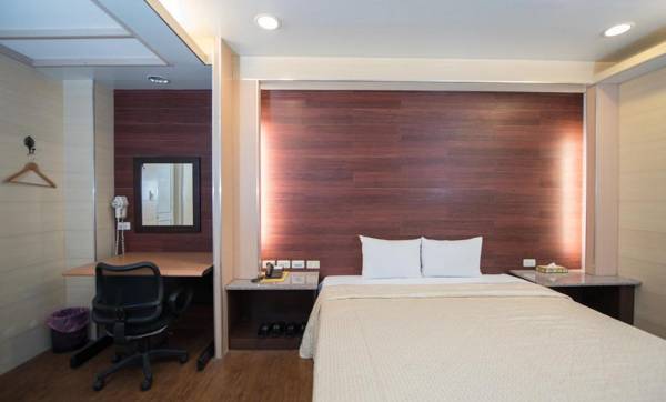 Workspace - Empire Hotel