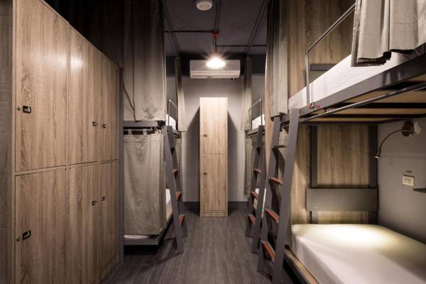 Taipei Travelers International Hostel