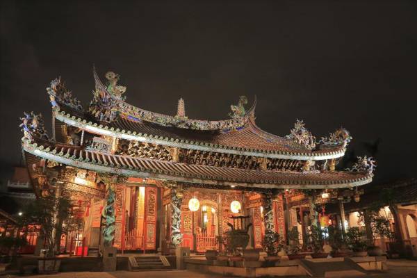Night Market Hotel
