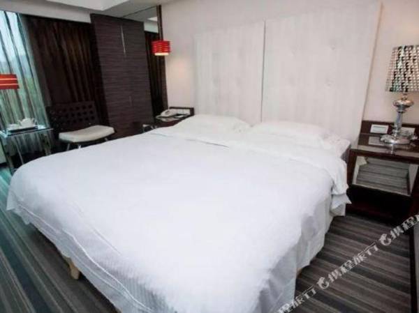 See's Revert Hotel Danshui