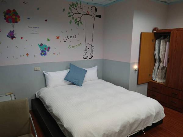 Papa Bear's Guesthouse