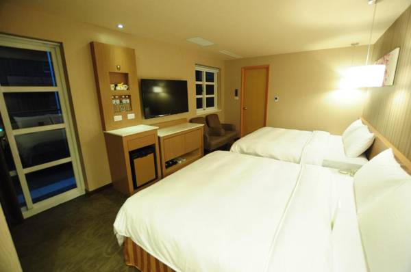 Kindness Hotel-Jue Ming