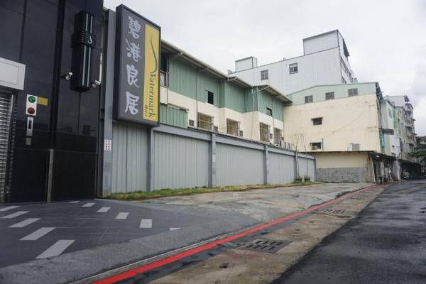 Watermark Hotel Kaohsiung Main Station